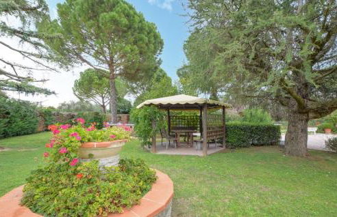 Cozy Apartment In Castiglione Del Lago - Foto 17
