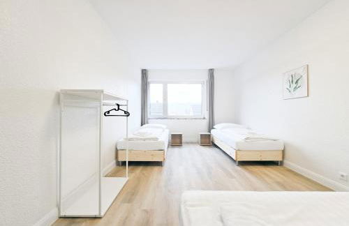 Tolstov Apartments - 2 Room Apartments - Balcony - Kitchen - Washing machine - next to Cologne - Foto 5