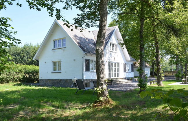 Superb Holiday Home With Garden in Serinchamps - Foto 1