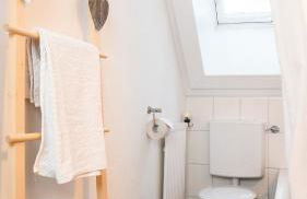 Dachwohnung mit Ofen und Freisitz - Foto 13