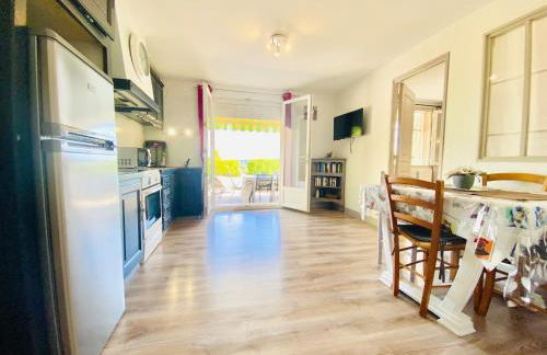 Gîte Euphrasie piscine privée confort 3 étoiles - Foto 8