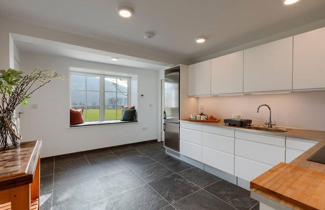 Dalveich Cottage W/hot tub & Stunning Views - Photo 18