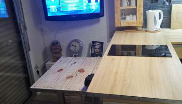 Appartement T1bis avec jardinet au calme - Photo 2