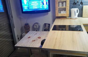 Appartement T1bis avec jardinet au calme - Photo 2