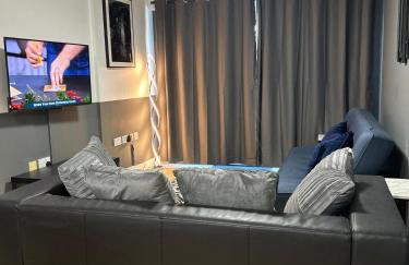 4 Beds 2 Bath Lift Refurbished MONTHLY DISCOUNTS - Foto 22