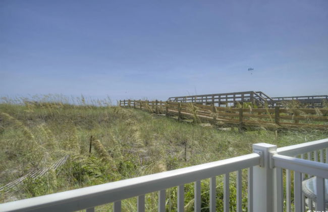 Seaside Elegance Your Coastal Getaway - Foto 10