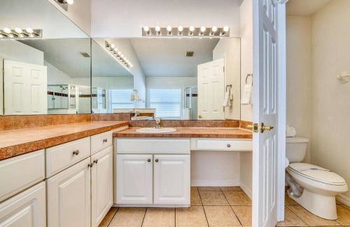 Private Pool Getaway Near Theme Parks - Foto 70