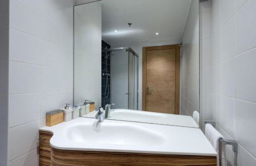 Plaza Europa Fira Gran Via - Photo 20