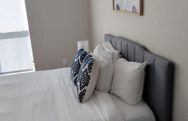 4 mi to Jack Thrice Stadium + hot tub - Foto 7