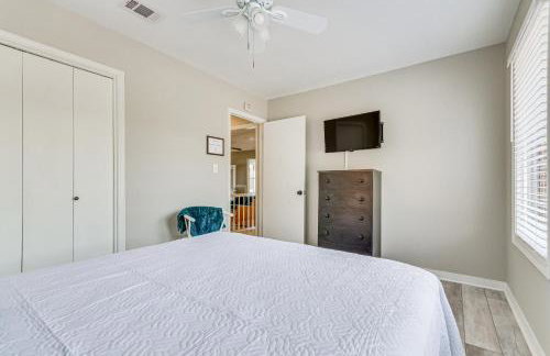 Pensacola Home with Screened Porch 10 Mi to Beach! - Foto 17