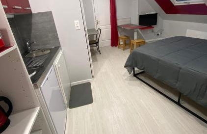 studio indépendant 800 m de la gare du Mans - Foto 10