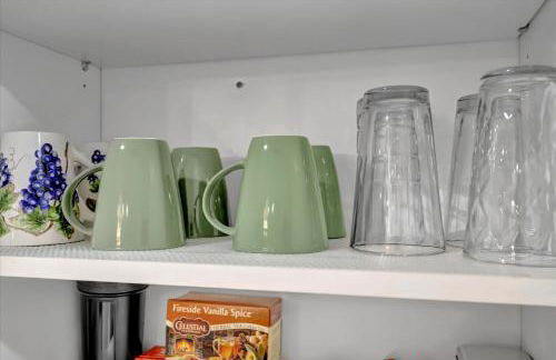 Sleeps 8 Near Busch Gardens with BBQ and Fenced Yard - Foto 13