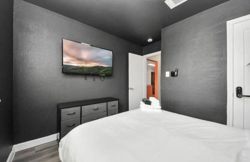 2 Homes Sleeps 8 4BD 2BA Near NRG DT Med Cen - Foto 1