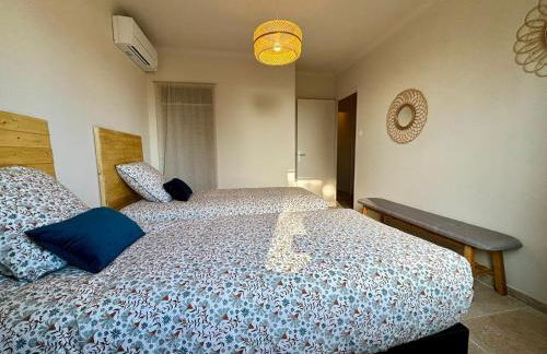 Maison avec piscine chauffée, centre village - Foto 22