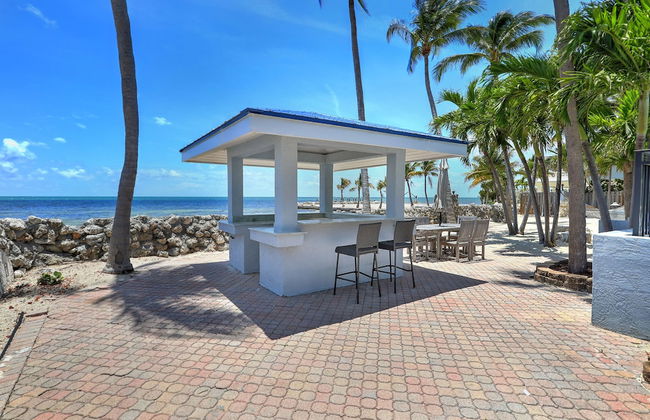 Luxury Beachfront Home With Pool In Islamorada 3 Bedroom Home by RedAwning - Photo 23