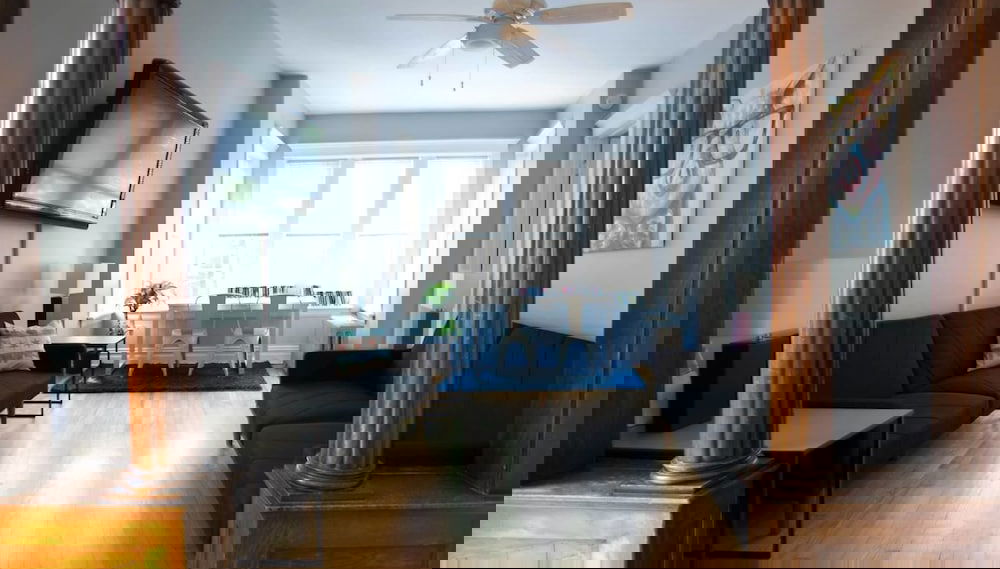 Classic Lincoln Park Charmer - 3bdr Steps to Train - Foto 1, Imagen principal