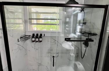 Calm 4BR-3BA 10 min DT Airport by LSP Homes - Foto 36