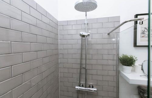 Spacious Apartment, Free Parking, Central Location Near To Uni, Hospital, Town - Foto 29