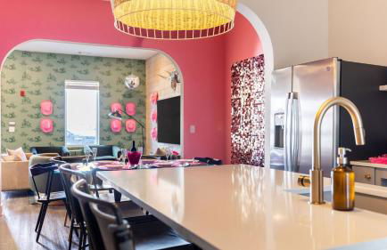 36 Guests on Music Row Bachelorette Suites Glam Room 5 Minutes to Downtown - Foto 77