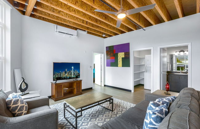 Admiral Condo 201 in Bremerton - Photo 16