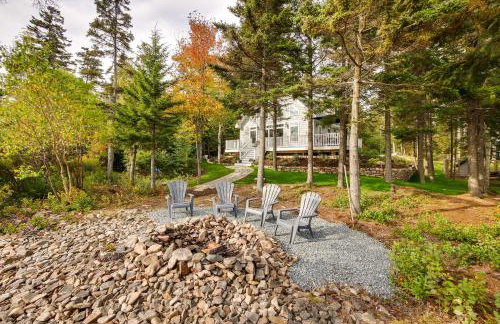 Oceanfront Prospect Harbor House w/ Deck, View - Foto 8
