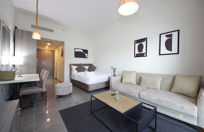 Bloomfields STU with Balcony Leonardo - Photo 7