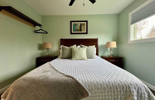 Charming dog-friendly home next to regional park - Foto 57