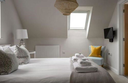 Stone Barn, contemporary barn conversion - Photo 33