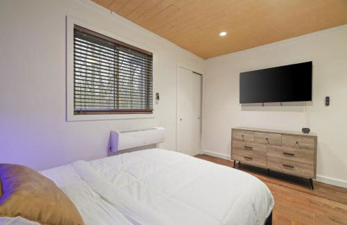 Luxurious Poconos Retreat - Hot Tub, Sauna, Games - Foto 34