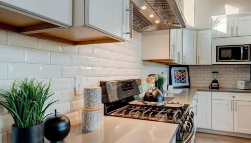 Stunning View! UNR-Groups-Deck-Reno-Minerva House - Foto 4