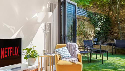 3 Bedroom Mews Home - Clapham Common - Free Private Parking - Sleeps 5 - Newly Refurbished - Sweetpea & Pillow Properties - Foto 5