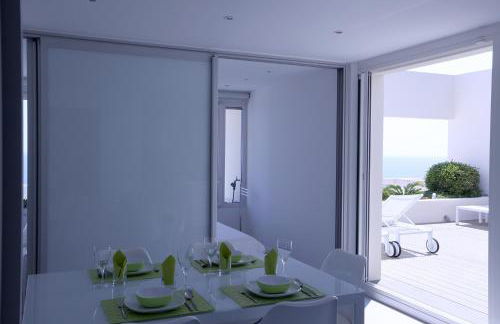 Design Apartment - Superb Seaviews - 70m2 - Large Terrace - Pool - No Extra Costs - Foto 10