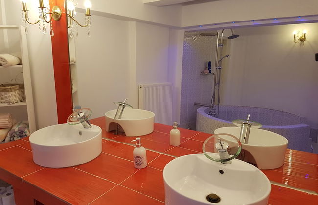 The golden brown luxury guesthouse - Foto 22