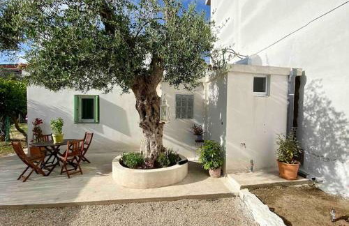 Anastasia, downtown village house - Foto 8