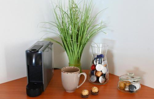 MIA mobile home with jacuzzi - Photo 13