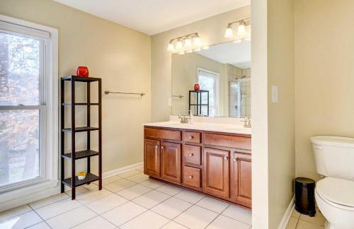 Louisville Area Home Deck, Fire Pit, Creek! - Foto 23