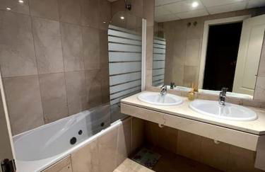 Beautiful apartment,3 min drive from the beach - Photo 4