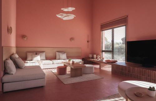 AKTI SEASIDE SUiTES - Photo 39