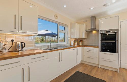 Honeyfield Lodge - Spacious Cottage Rural Views - Foto 11