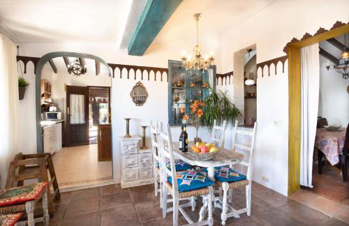 Casa Madre Tierra con jacuzzi piscina zona de barbacoa y preciosas vistas - Foto 44