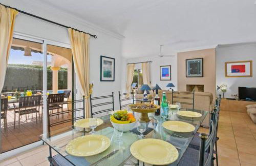 Villa White Sands - Private Oasis, Heated Pool, Beaches & Strip Nearby - Foto 2
