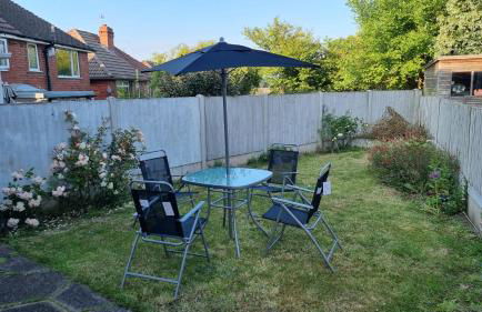 Cosy 3 bed with Parking- Family and Contractors - Foto 39