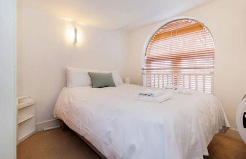 Central 2-Bed, 2-Bath Sanctuary near Holborn Station, Covent Garden & West End - Foto 8