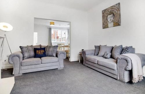 Sleek Gem Home in Houghton le Spring, Sleeps 5 - Photo 5