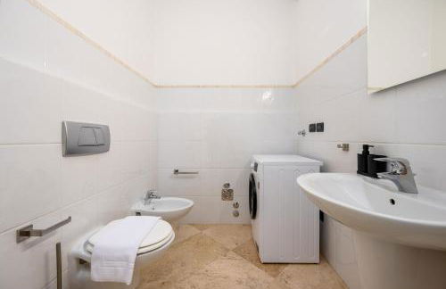 Casa Lusso con 3 Camere con Affaccio Esclusivo su San Petronio - Foto 23