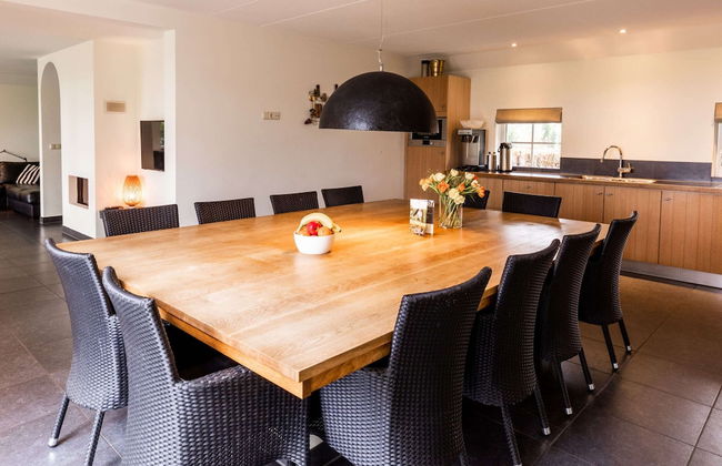 Wellness Villa in Peaceful Nature - Foto 24