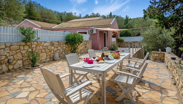 Dive Into Summer - Kirki s Cozy Pool Gem on Paxoi - Foto 5, Habitación