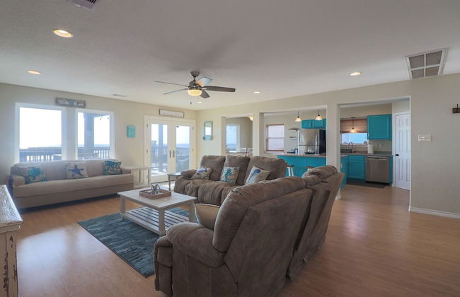 Superb Home With Private Walkover to Beach - Foto 9