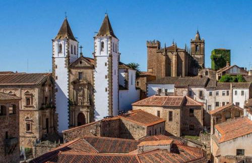 Elegante Apartamento para 5 en el centro de Cáceres con wifi - Foto 36