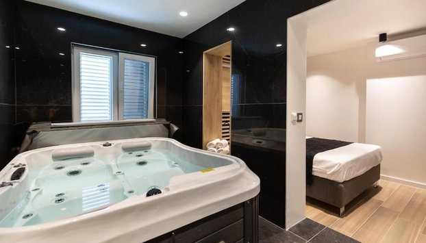 Downtown Marcius Luxury Apartment with Jacuzzi & Sauna - Foto 2, Imagen principal